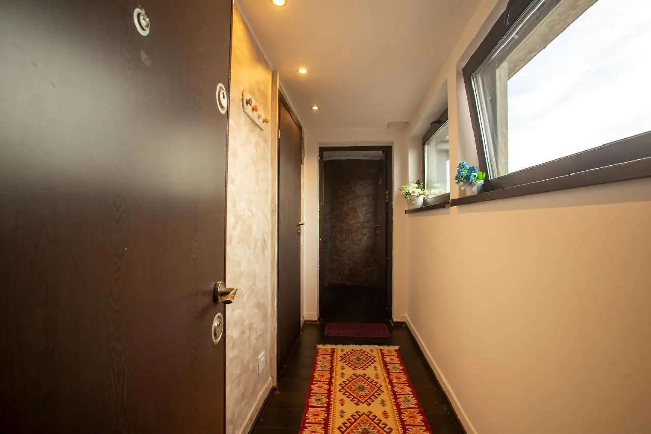 Apartamento Amo Bucarest 0*,  Rumanía